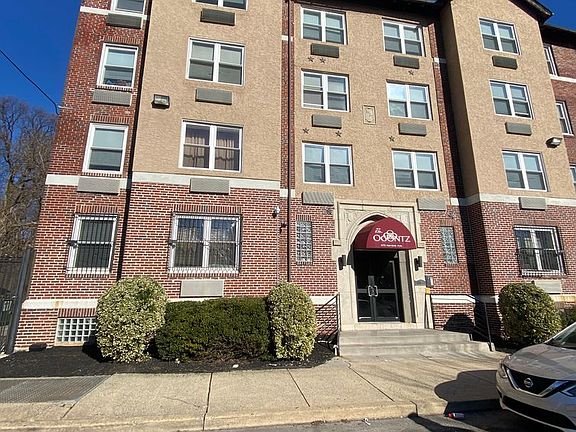 2nd image of 5700 Ogontz Ave #B205