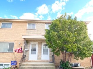 535 James Ct UNIT D, Glendale Heights, IL 60139
