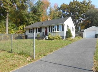 157 Jardine St, Springfield, MA 01107