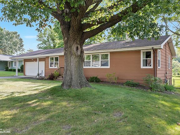 5th image of 2402 Dehn St