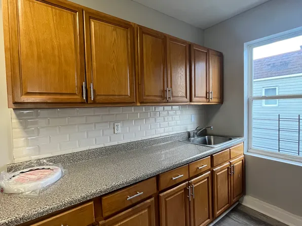 (undisclosed Address), Hempstead, NY 11550