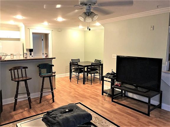 5th image of 1725 Harvey Mitchell Pkwy S APT 623