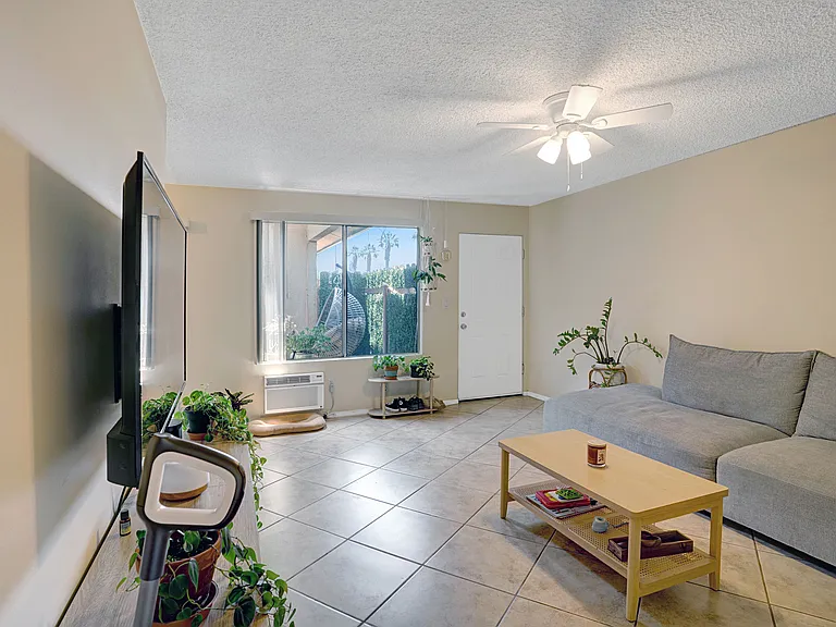 4343 Jackson St #69 — Photo 8