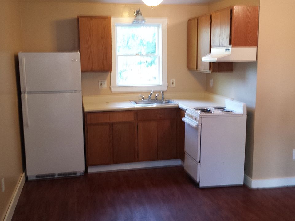 2nd image of 62 State St APT 7