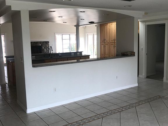 Centally located open kitchen