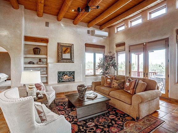 3rd image of 1200 Indian Rock Ln