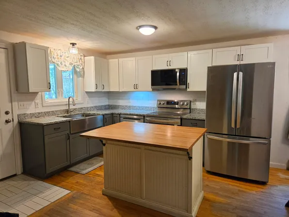 38 Lantern Lane, Windham, ME 04062