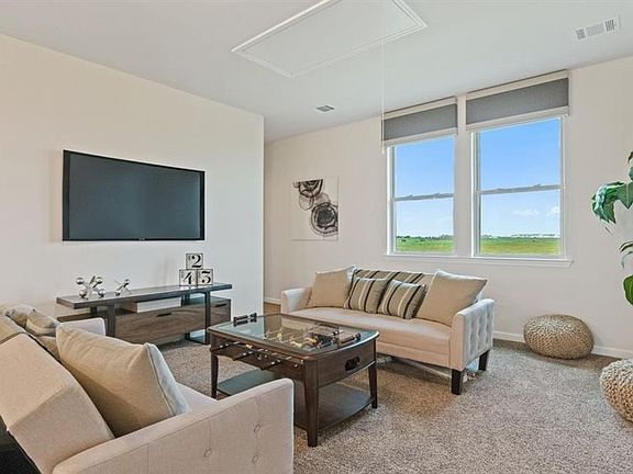 2nd image of 587 E Lakeshore Villages Dr