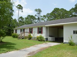 166 Narcissus Dr, Freeport, FL 32439