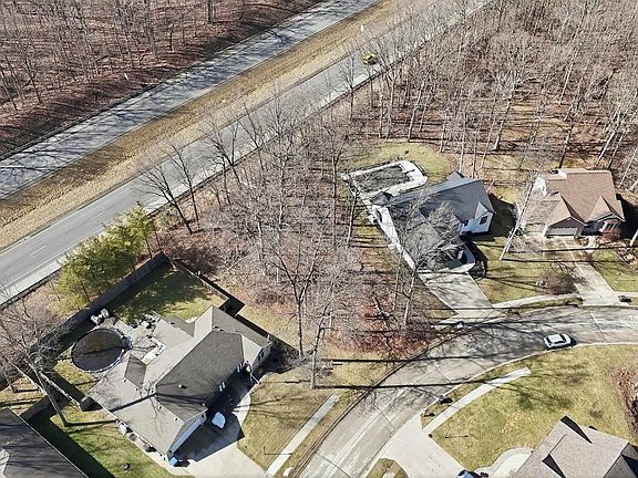 5th image of 342 S Cross Creek Way
