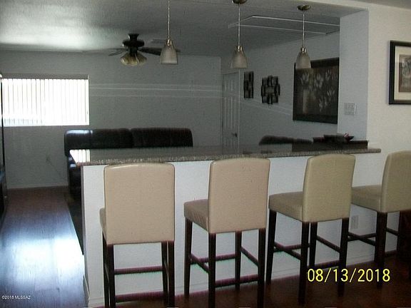 3rd image of 216 E 5th Pl