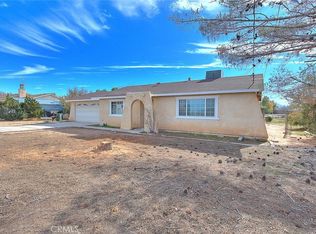 22133 Thunderbird Rd, Apple Valley, CA 92307