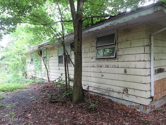 2nd image of 7957 N 30th St