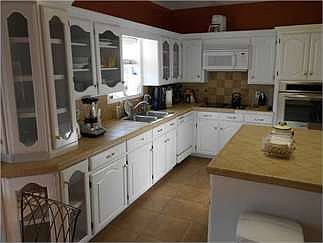 5th image of 3813 Patricia Ln