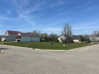 1277 Liza Blvd #10, Pontiac, MI, 48342