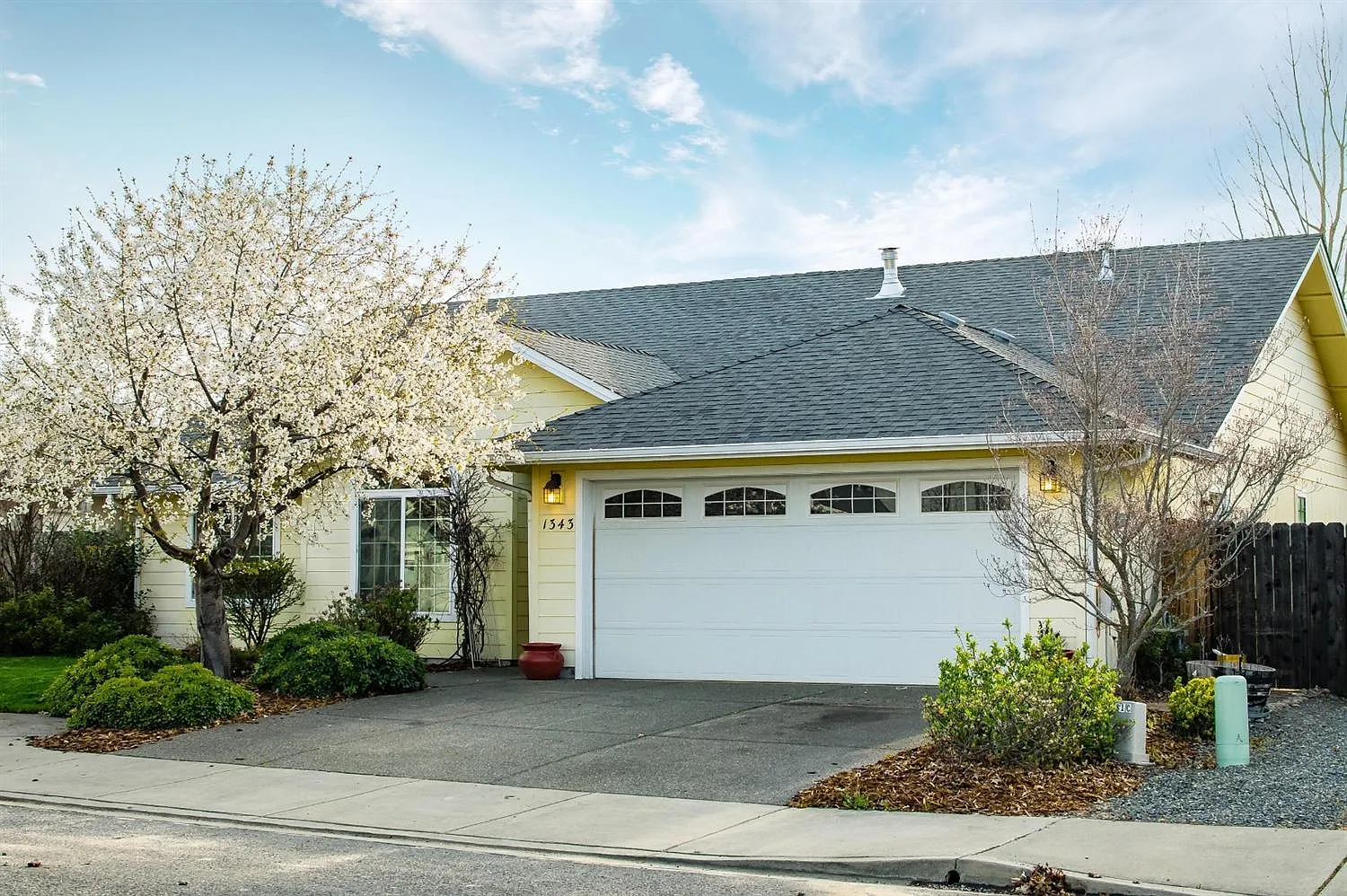 1343 George Tweed Blvd photo 1