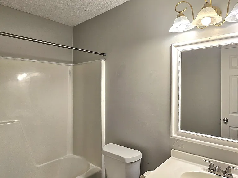 70 Covey Trl — Photo 13