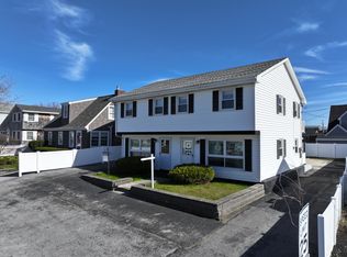 8 Nashua St, Seabrook, NH 03874