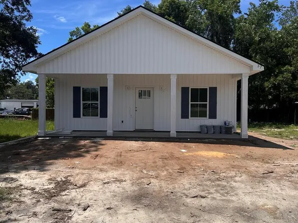 37 Railroad St, Ludowici, GA 31316