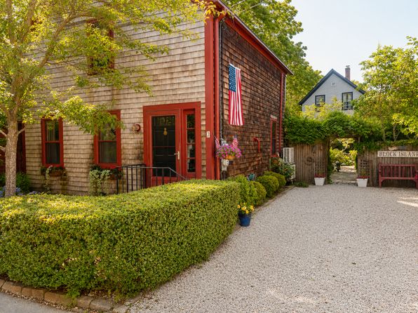 2 Maitland Ct