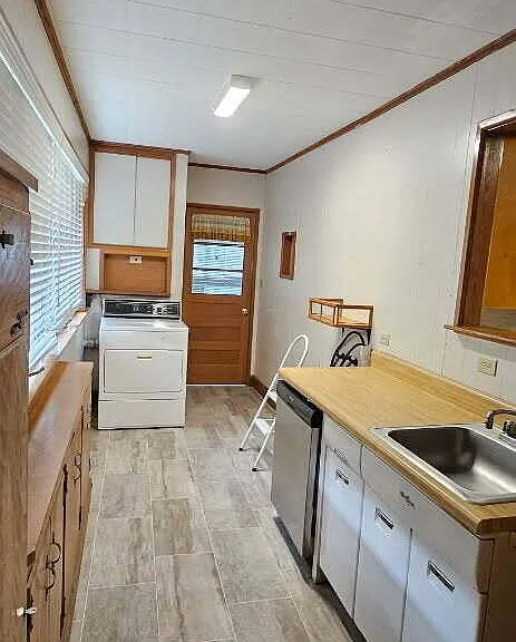 2083 Martin Rd — Photo 14