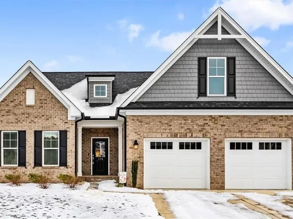 179 Ryder Ct, Winston Salem, NC 27107