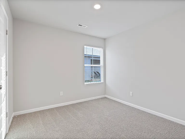 4020 Ryan Dr — Photo 12