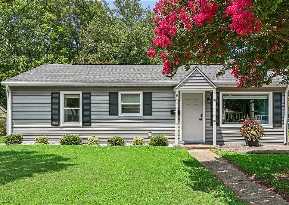 1st image of 467 Cedar Dr