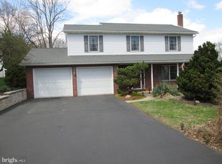 113 Nickel Dr, Bechtelsville, PA 19505