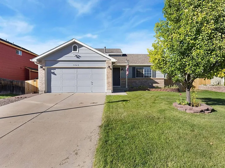 1468 Cedarwood Dr — Photo 2