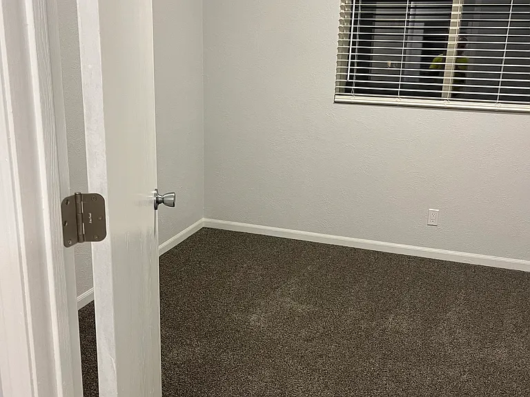 1208 Miller St #1 — Photo 14
