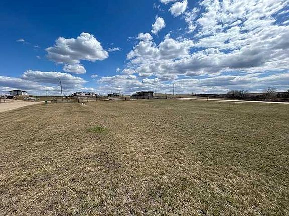 2nd image of 12 Marina View Close Rural Stettler #6