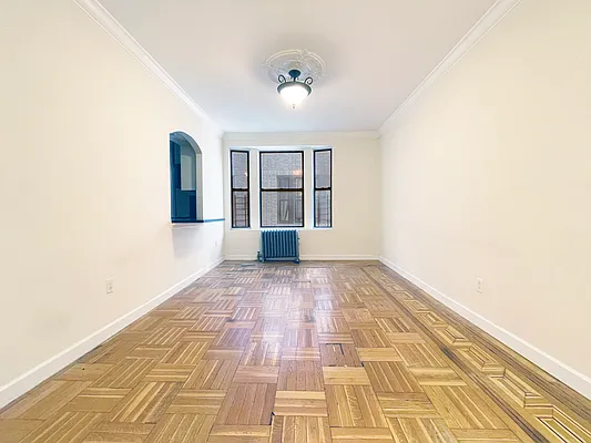 Rented by Bohemia Realty Group | media 12