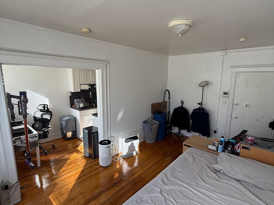 1st image of 121 Park Dr #50