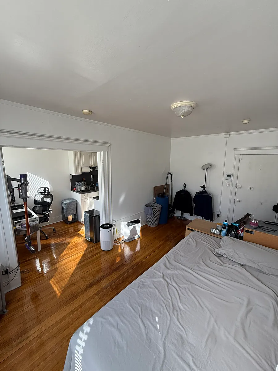 Building Photo - 121 Park Dr #44