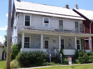 113 W Vandevender St, Mount Union, PA 17066