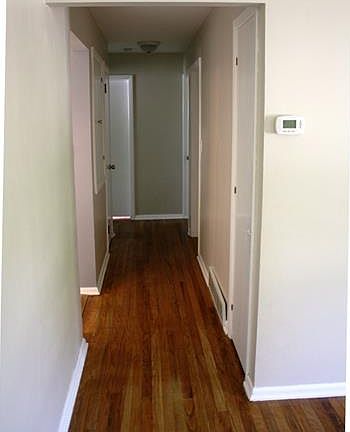 5th image of 250 Talbot Dr