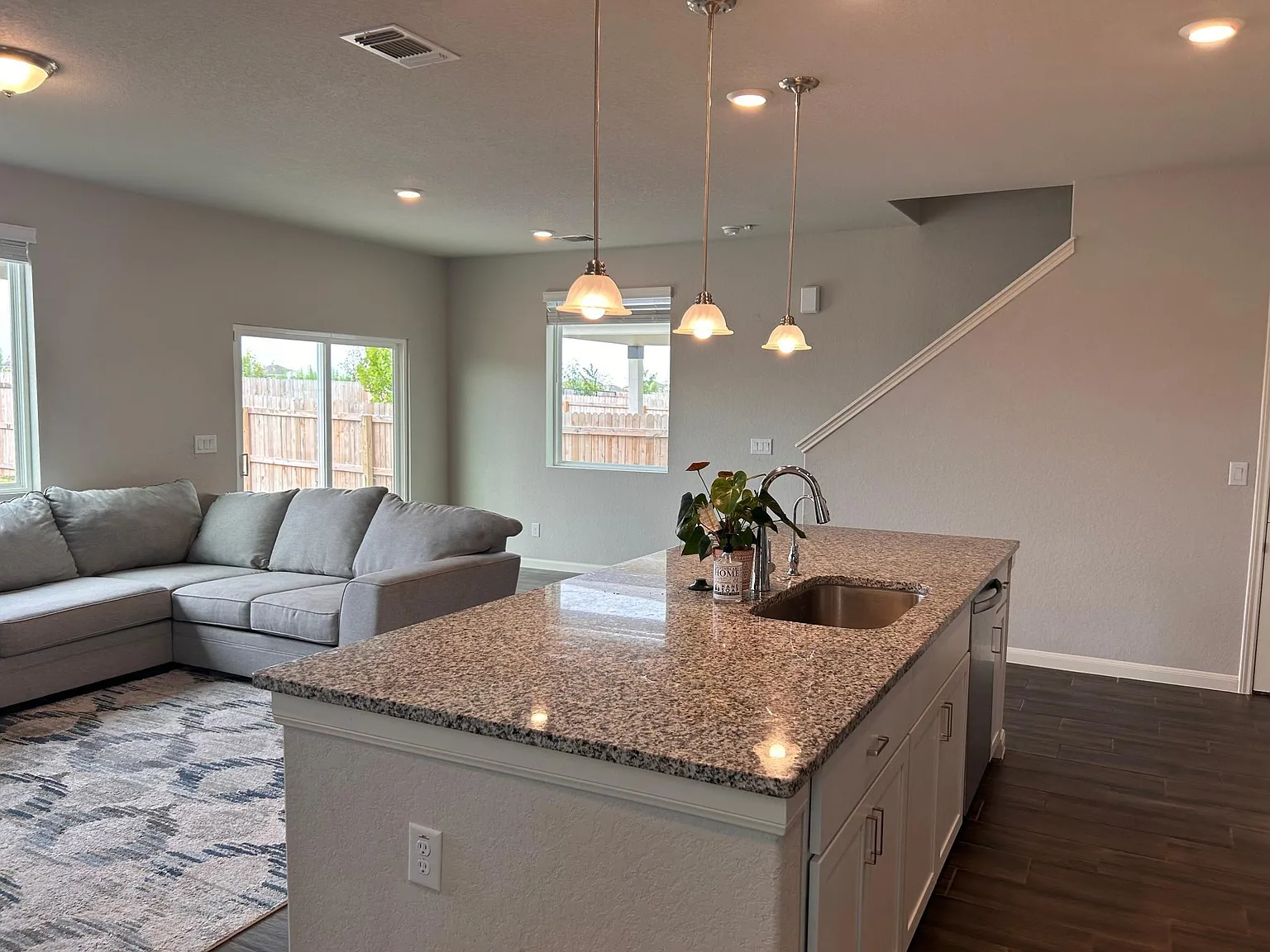 14703 Sweet Clover — Photo 2