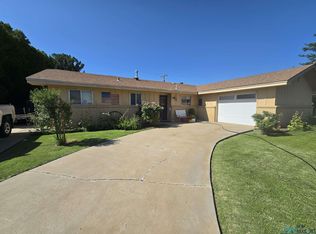 1202 Baylor Ave, Roswell, NM 88203