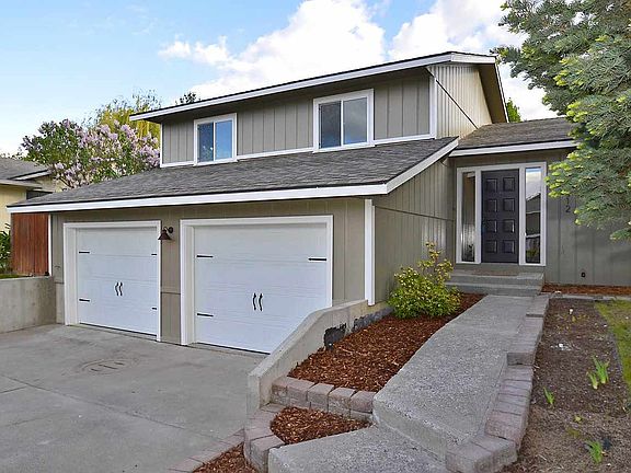 2nd image of 4612 E Sumac Dr
