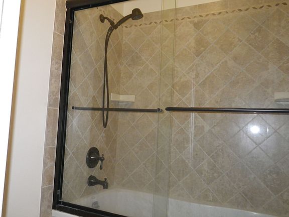 Jetted tub in master bath