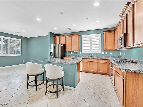 5th image of 429 Via San Remo Cir