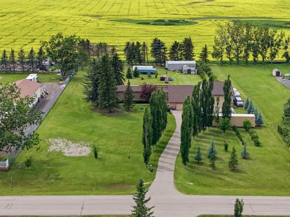 97 Delrich Mdw, Rocky View County, AB T1Z 0K7