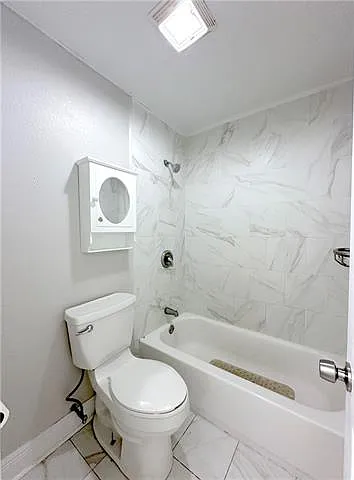 4401 Sonfield St #C — Photo 11