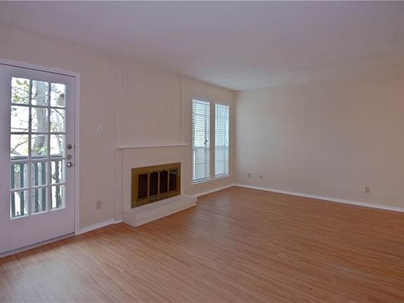 3rd image of 7145 Fair Oaks Ave APT 41