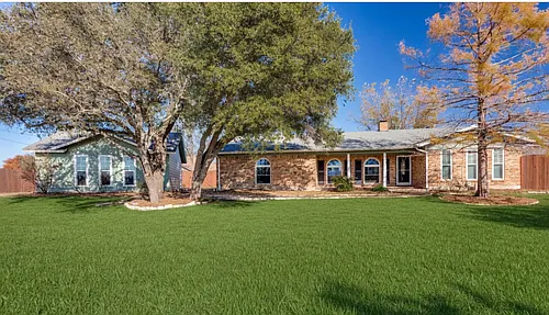 1024 W Apache Trl Photo 1 1024 W Apache Trl Photo 1