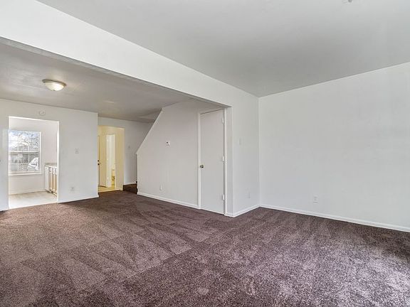 5th image of 2764 Peach St