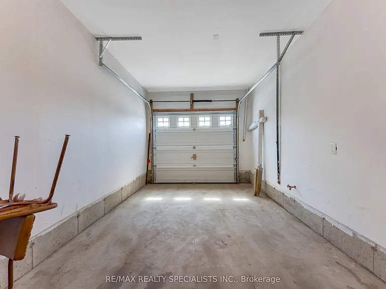 740 Linden Dr #4 — Photo 40
