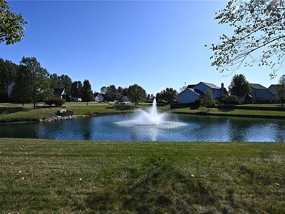 4th image of 28457 Glen Hollow Ln