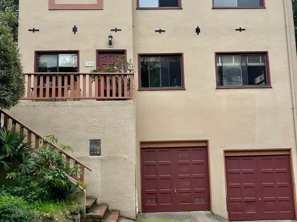 1037 Elbert St, Oakland, CA 94602